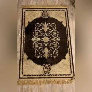 Belgium Area Rug